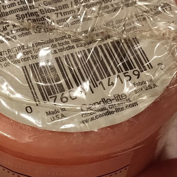 NWT! Bundle Of Spring Blossom Pillar Candles (Set Of 3) - Picture 6 of 9